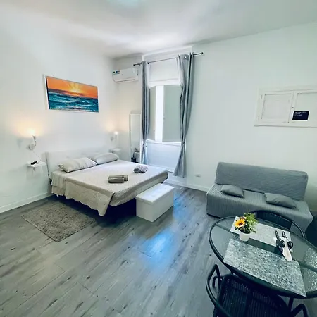 Monolocale Station Holiday home